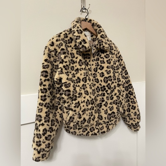 Altard State Leopard Print Sherpa Cozy Casual Full Zip Jacket Size XS - Picture 4 of 9